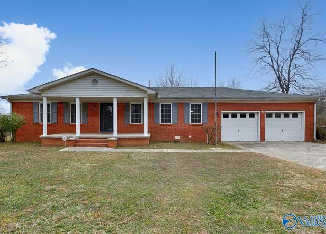 Property at 162 Becky Dr, Meridianville, AL 35759, 3 beds, 2 baths