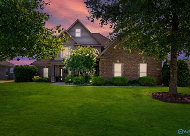 Property at 103 Alex Trace Dr, Meridianville, AL 35759, 4 beds, 3 baths