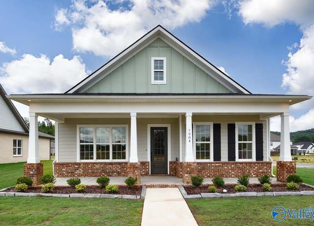 Property at 7904 Autumn Glen Dr SE, Owens Cross Roads, AL 35763, 3 beds, 3 baths