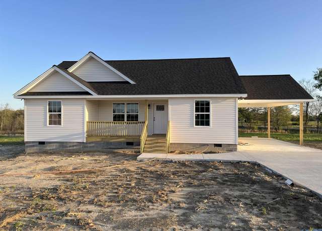 Property at 537 County Road 460, Rainsville, AL 35986, 3 beds, 2 baths