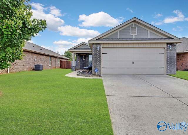 Property at 131 Joe Fletcher Dr, Madison, AL 35756, 3 beds, 2 baths