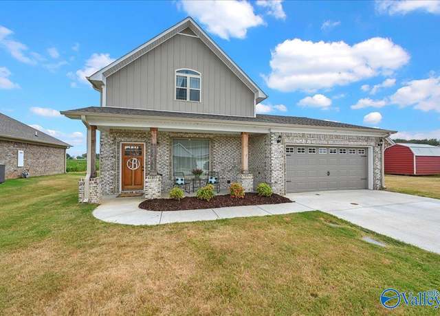 Property at 15738 Landview Ln, Athens, AL 35613, 3 beds, 2.5 baths