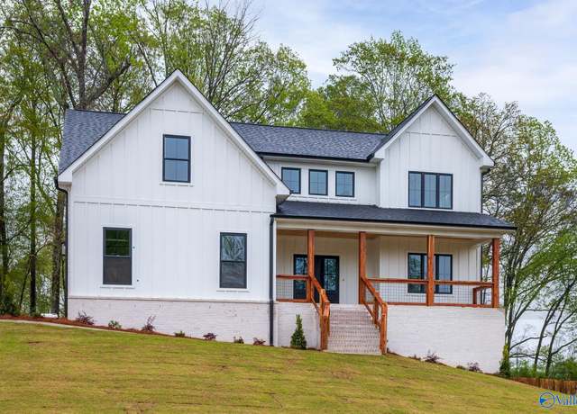 Property at 126 Pavilion Dr, Meridianville, AL 35759, 4 beds, 3.5 baths