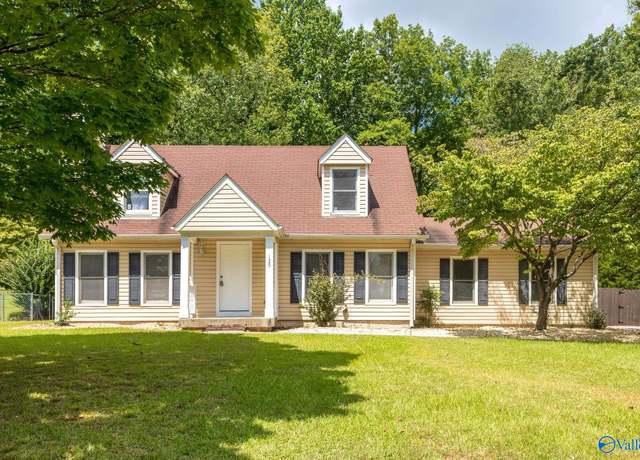 Property at 125 Athens Boulveard, Madison, AL 35758, 3 beds, 2.5 baths