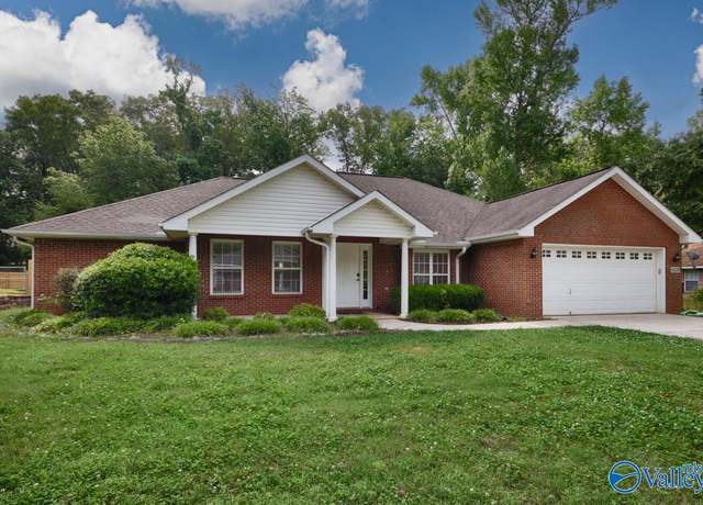 Property at 10320 Larkin Dr, Madison, AL 35756, 4 beds, 3 baths