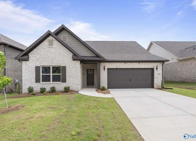 Property at 421 Tracer St, Huntsville, AL 35811, 4 beds, 3 baths