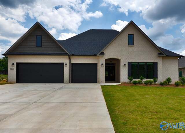 Property at 212 Lyndon Cove Rd, Huntsville, AL 35811, 3 beds, 2.5 baths