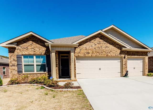 Property at 14243 Leadenhall Ln, Athens, AL 35613, 4 beds, 3 baths