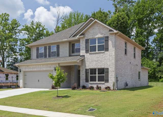 Property at 120 Huffman St, Hazel Green, AL 35750, 4 beds, 3.5 baths
