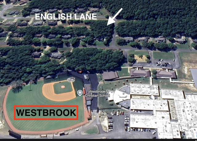 Property at 200 English Ln, Rainbow City, AL 35906
