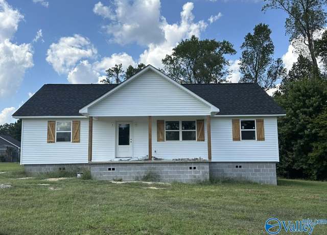 Property at 50 Wells St, Rainsville, AL 35986, 3 beds, 2 baths