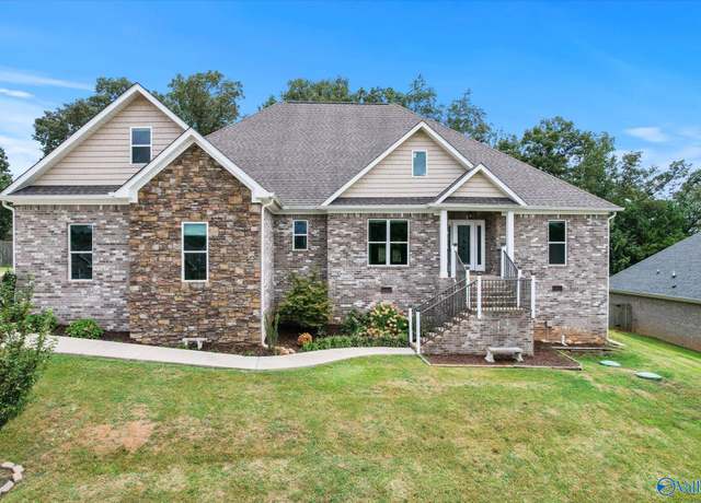 Property at 114 Tellico Ridge Rd, New Market, AL 35761, 4 beds, 3.5 baths