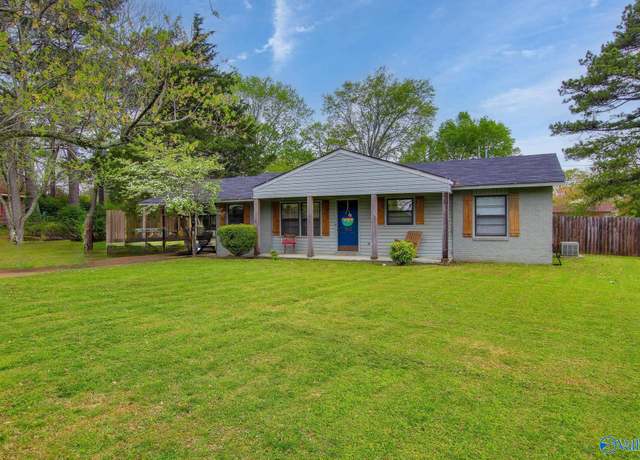 Property at 512 Ewell St SW, Decatur, AL 35601, 3 beds, 1.5 baths