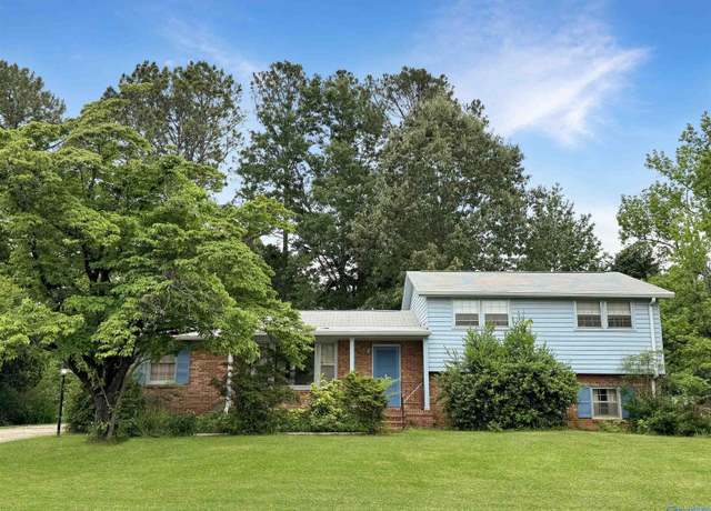 Property at 301 Belvidere Rd SE, Huntsville, AL 35803, 4 beds, 2.5 baths