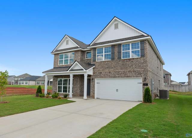 Property at 107 Shearwater Dr, Meridianville, AL 35759, 5 beds, 3.5 baths