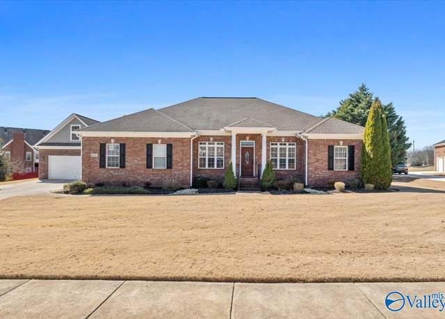 Property at 122 Kinsale Dr, Madison, AL 35757, 4 beds, 3 baths