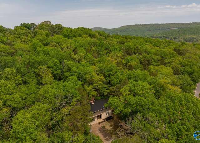 Property at 10038 Torino Dr, Huntsville, AL 35803, 4 beds, 2 baths
