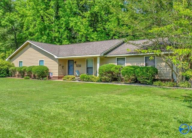 Property at 1511 Jason St, Albertville, AL 35950, 4 beds, 2.5 baths