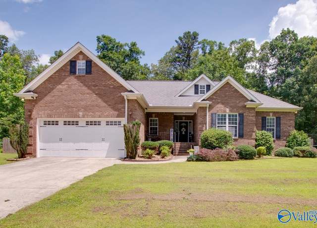 Property at 709 Chambers Rd, Arab, AL 35016, 3 beds, 3 baths