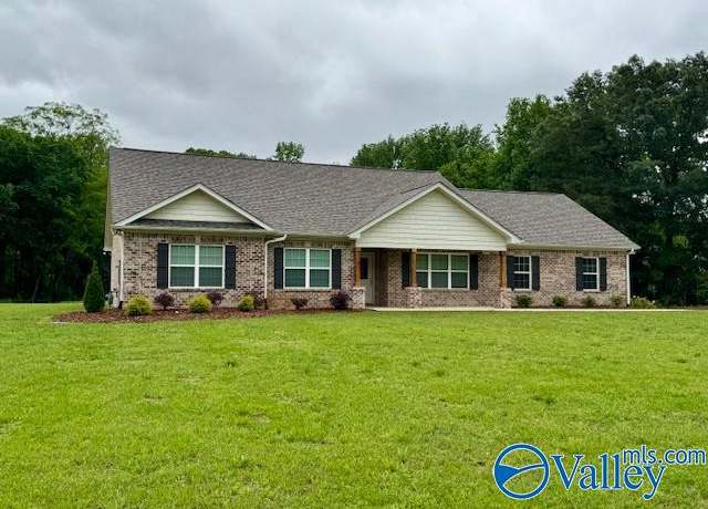 Property at 16776 Mooresville Rd, Athens, AL 35613, 3 beds, 2 baths