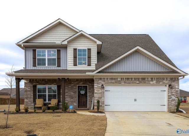 Property at 108 Maple Bend Dr, Toney, AL 35773, 4 beds, 2.5 baths