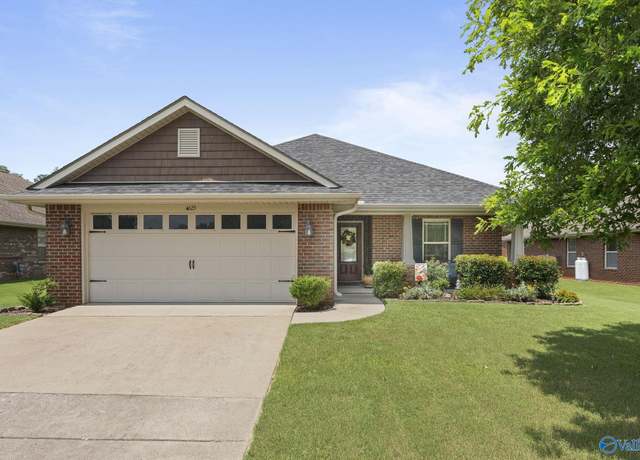 Property at 4625 Carrington Blvd SE, Owens Cross Roads, AL 35763, 3 beds, 2 baths