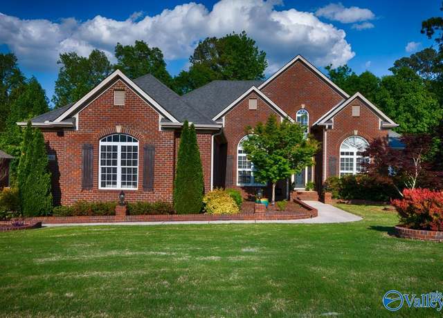 Property at 246 Bishop Farm Way, Huntsville, AL 35806, 5 beds, 4.5 baths