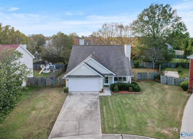 Property at 111 Lonesome Ct, Madison, AL 35758, 4 beds, 2.5 baths