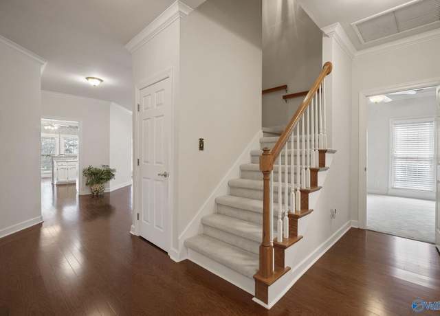 Property at 5060 Somerby Dr SE, Huntsville, AL 35802, 4 beds, 3 baths
