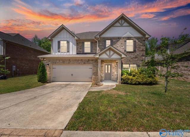 Property at 7206 Dorchester Dr SE, Owens Cross Roads, AL 35763, 4 beds, 2.5 baths