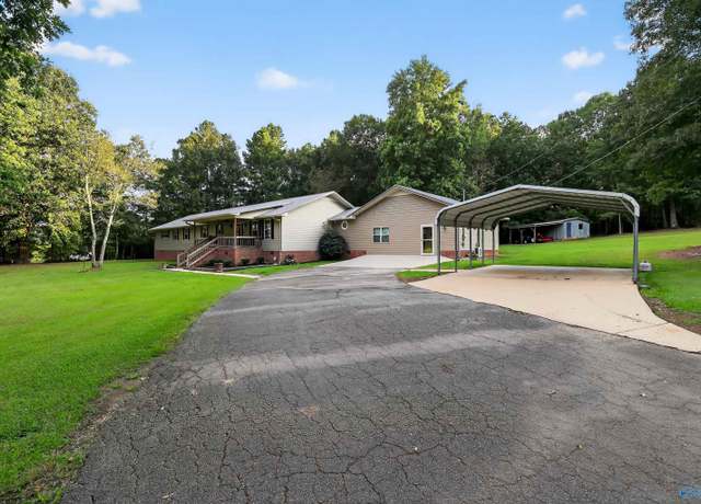 Property at 1181 Stone Dr, Gadsden, AL 35901, 4 beds, 4 baths