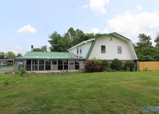 Property at 2484 County Road 147, Henagar, AL 35978, 4 beds, 2 baths