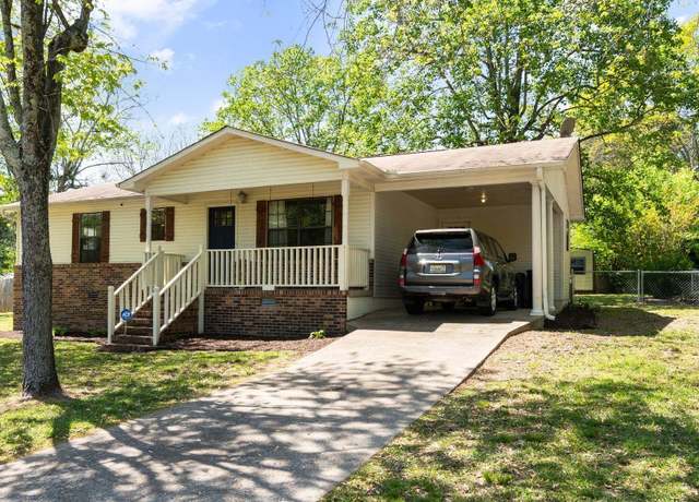 Property at 147 NW 10th St, Arab, AL 35016, 3 beds, 2 baths