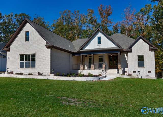 Property at 215 Idle Creek Dr, Huntsville, AL 35811, 4 beds, 3.5 baths
