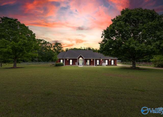 Property at 26184 Mooresville Rd, Elkmont, AL 35620, 4 beds, 4 baths