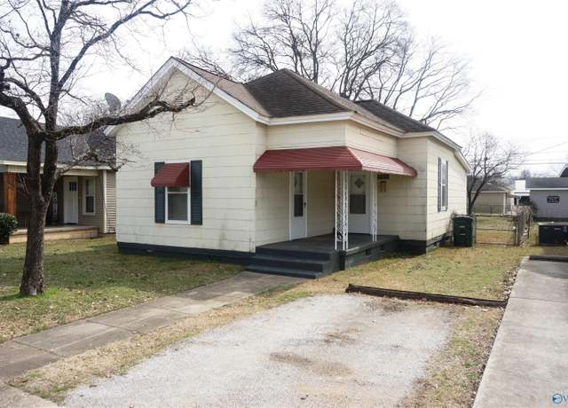 Property at 704 Mckinley Ave NE, Huntsville, AL 35801, 2 beds, 1 bath