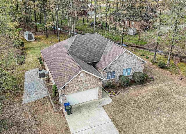 Property at 106 Whitfield Dr, Toney, AL 35773, 3 beds, 2.5 baths
