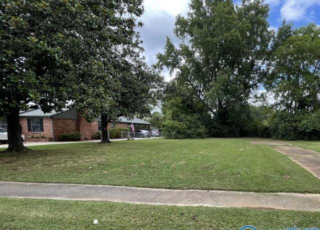 Property at 4411 Lakeview Dr NW, Huntsville, AL 35810