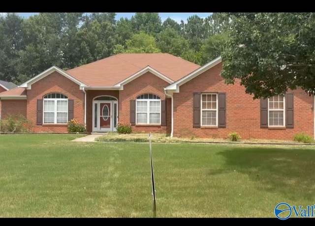 Property at 239 Badger Dr, Harvest, AL 35749, 5 beds, 2.5 baths