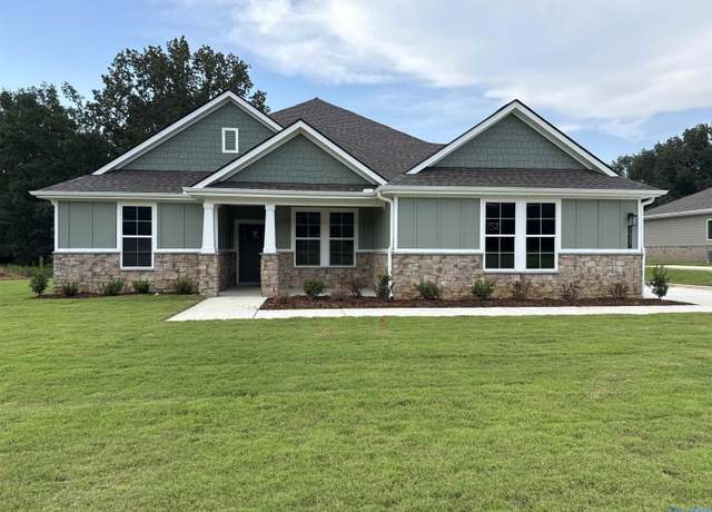 Property at 7527 Speckle Belly Blvd, Owens Cross Roads, AL 35763, 4 beds, 3 baths