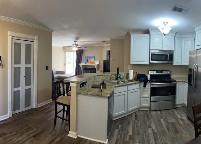 Property at 1155 Old Monrovia Rd Unit 8A, Huntsville, AL 36806, 2 beds, 2 baths
