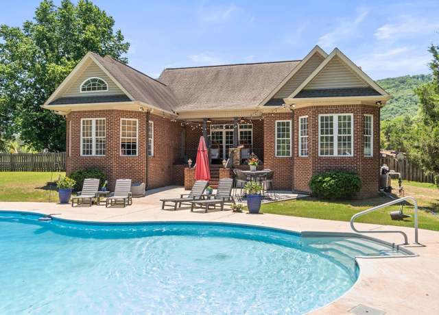 Property at 1943 Old Big Cove Rd SE, Owens Cross Roads, AL 35763, 4 beds, 3 baths