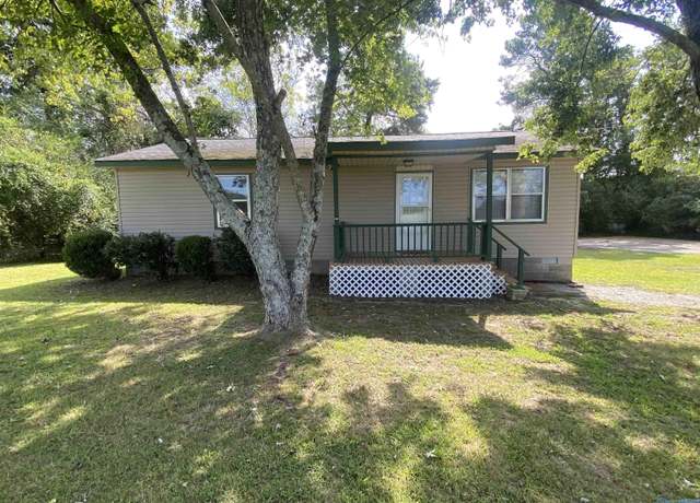 Property at 571 Berry Rd, Somerville, AL 35750, 3 beds, 2 baths