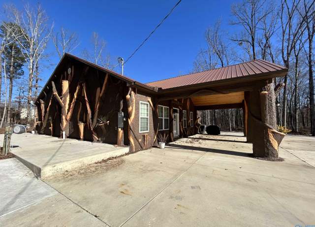 Property at 3899 Hidden Cove Dr, Cedar Bluff, AL 35959, 3 beds, 2 baths