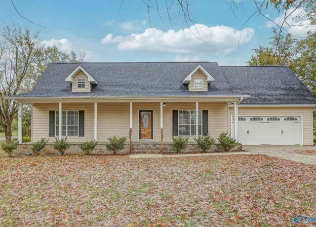 Property at 1502 Bower Dr SE, Cullman, AL 35055, 4 beds, 2 baths
