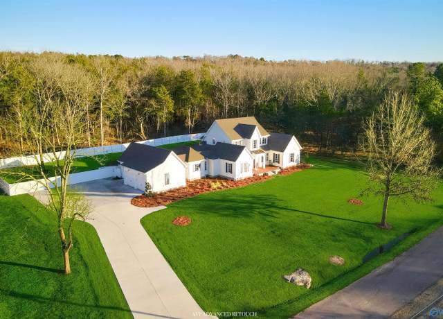 Property at 128 Lyons Rd, Decatur, AL 35603, 4 beds, 4.5 baths