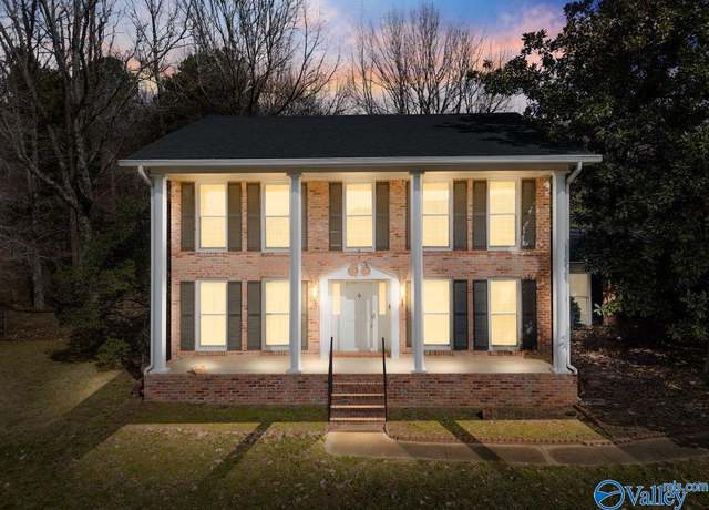 Property at 7800 Shadow Bend Dr, Huntsville, AL 35802, 4 beds, 2.5 baths