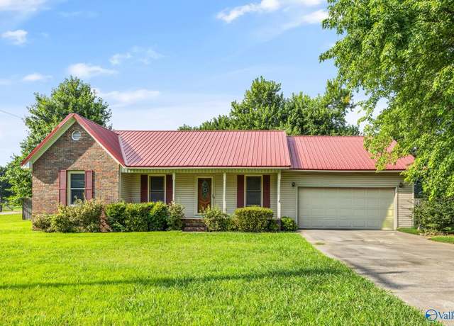 Property at 27945 Copeland Rd, Toney, AL 35773, 3 beds, 2 baths