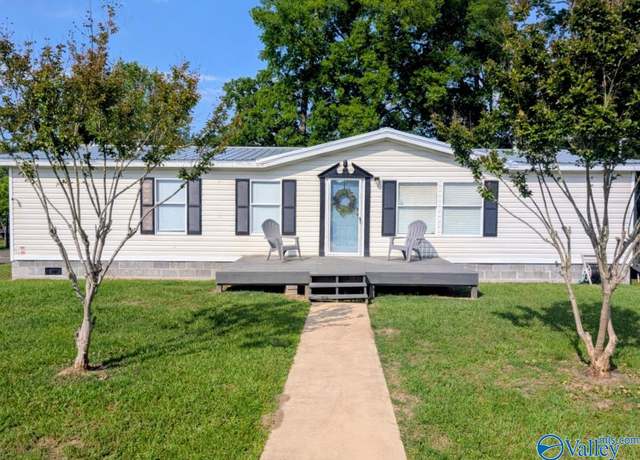 Property at 491 Longview Dr, Gadsden, AL 35901, 3 beds, 2 baths