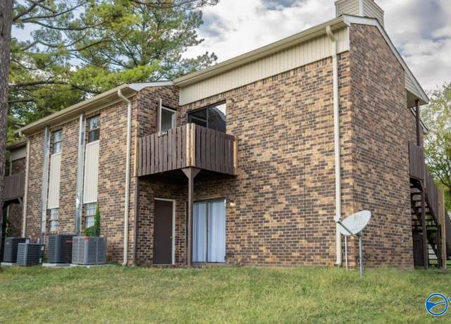 Property at 4922 Cotton Row NW, Huntsville, AL 35816, 8 beds, 4 baths